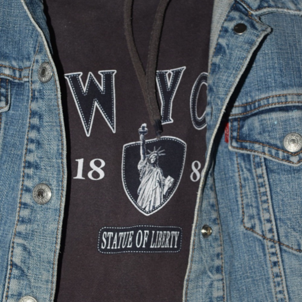 VINTAGE STYLE NEW YORK HOODIE
